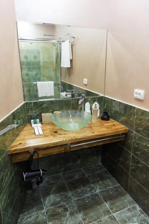 Orbita Boutique Hotel ชุมเกนท์ ภายนอก รูปภาพ